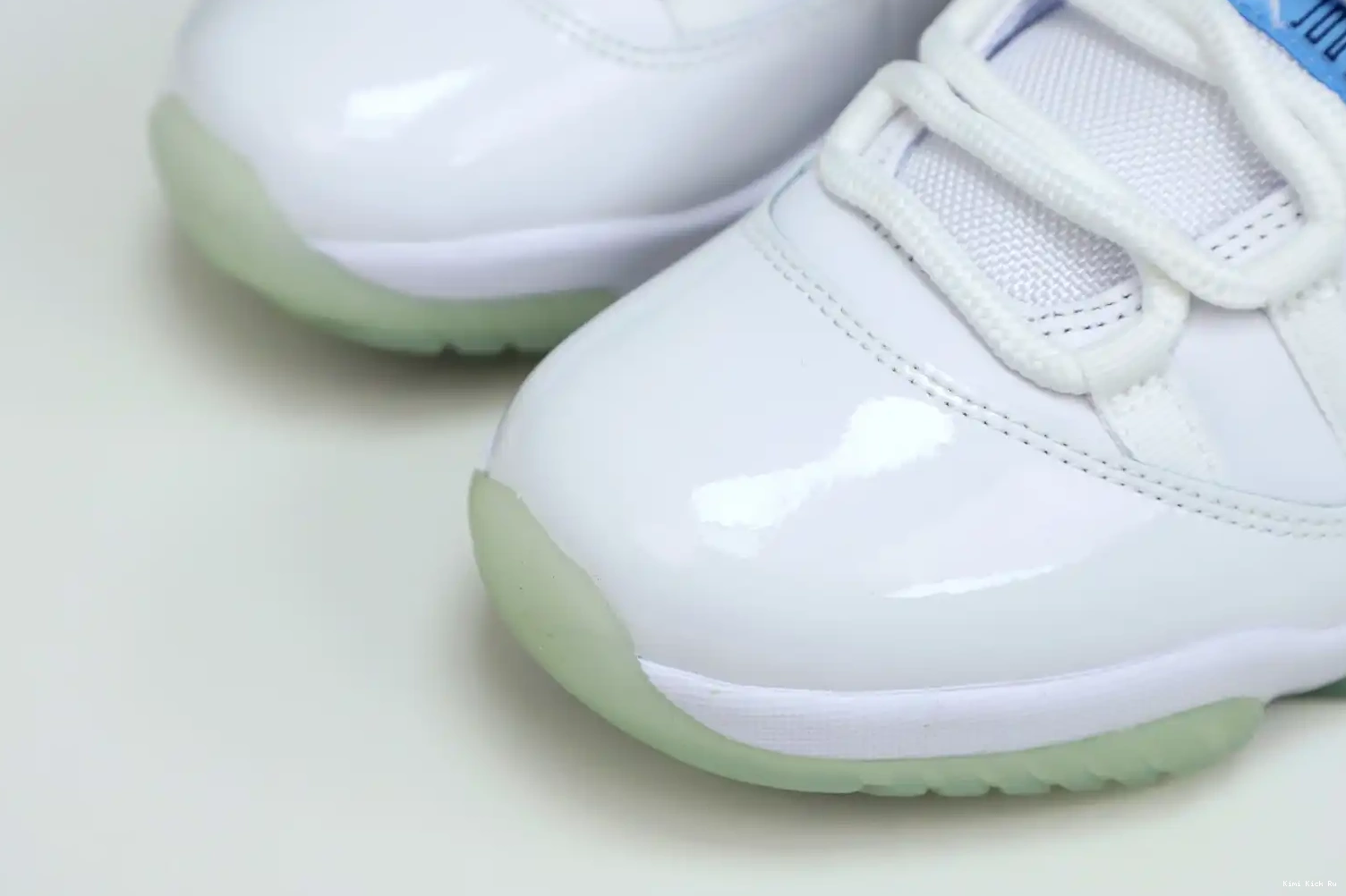 BLUE LOW Kimikick RETRO JORDAN AIR 11 LEGEND 0711